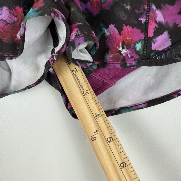 Lululemon Speed Up Shorts Midnight Bloom Floral Lined Size 4 Women’s Active Gym - Picture 8 of 9